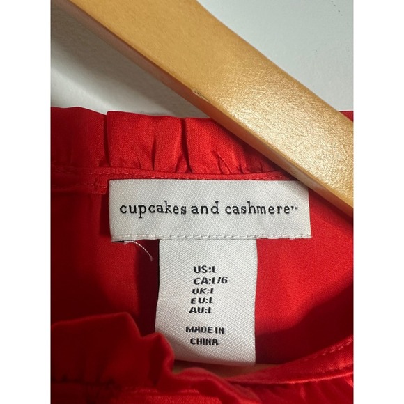 Cupcakes and Cashmere Red Blouse Long Sleeve Ruffle Neck Womens Size L - Picture 2 of 8
